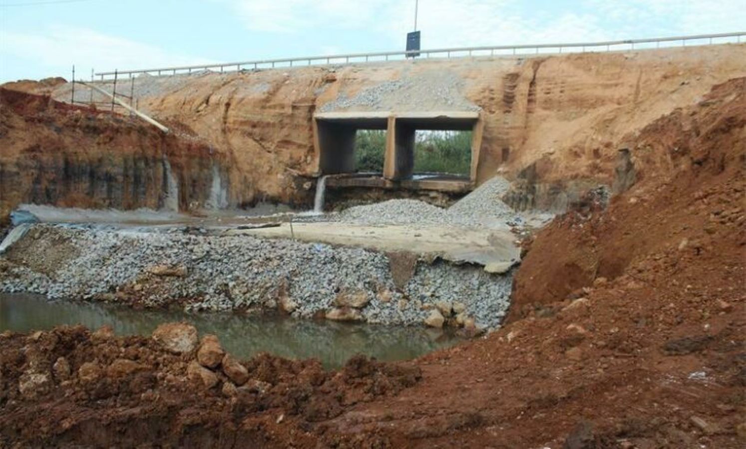 DA to assess the progress of reconstruction of Hendrik Potgieter Road