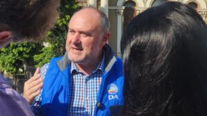 DA submits water crisis dossier to NMB Mayor and Minister of Water and Sanitation
