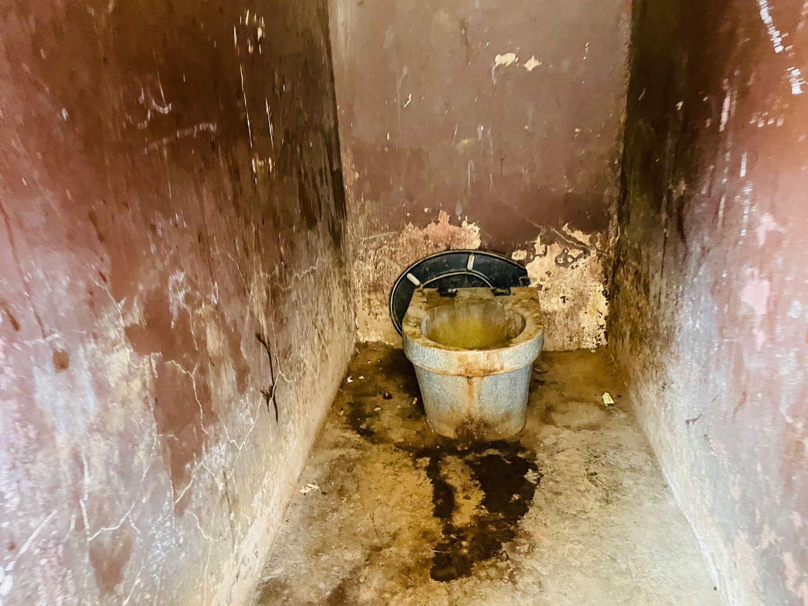 DoE and Public Works commit to fixing pit toilets in Umthoqotho High